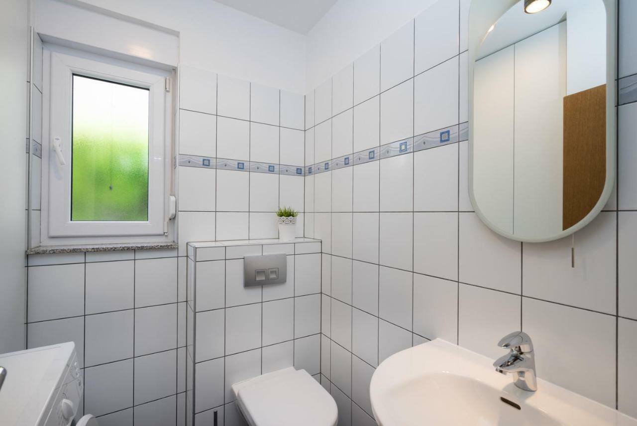 Apartments Biba Malinska Zewnętrze zdjęcie